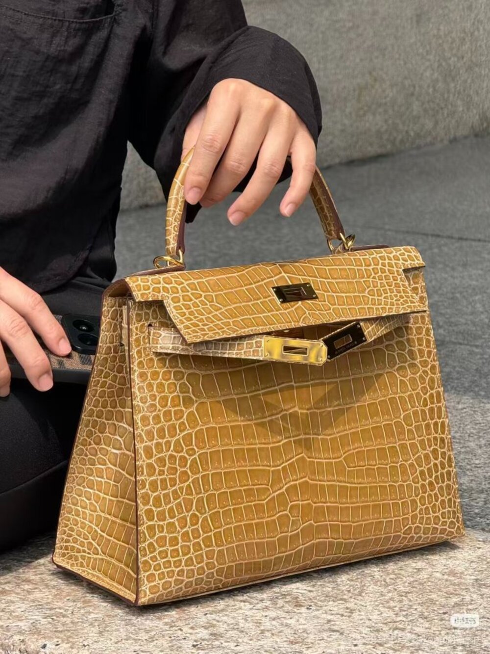 Classic Hermes Bags: A Stylish and Versatile Choice for Elegance
